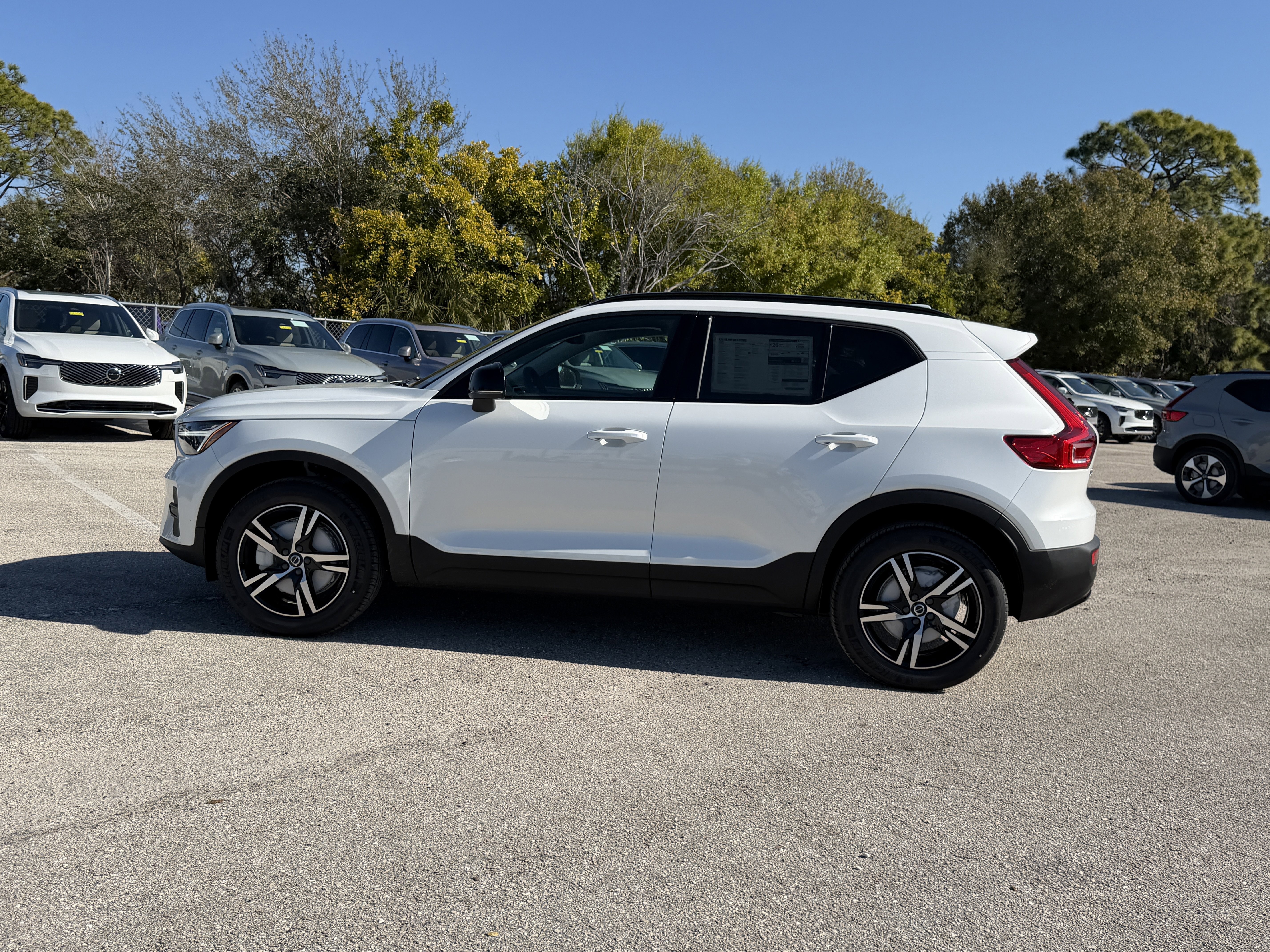 New 2026 Volvo XC40 B5 Core w/ Protection Package image 5