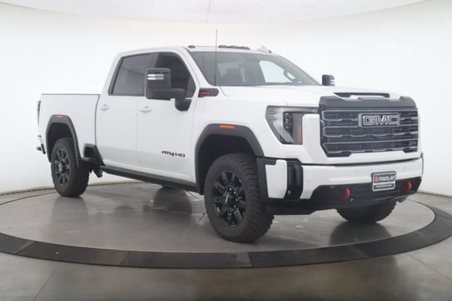 Used 2026 GMC Sierra 3500 AT4 w/ AT4 Premium Plus Package AWD/4WD image 2