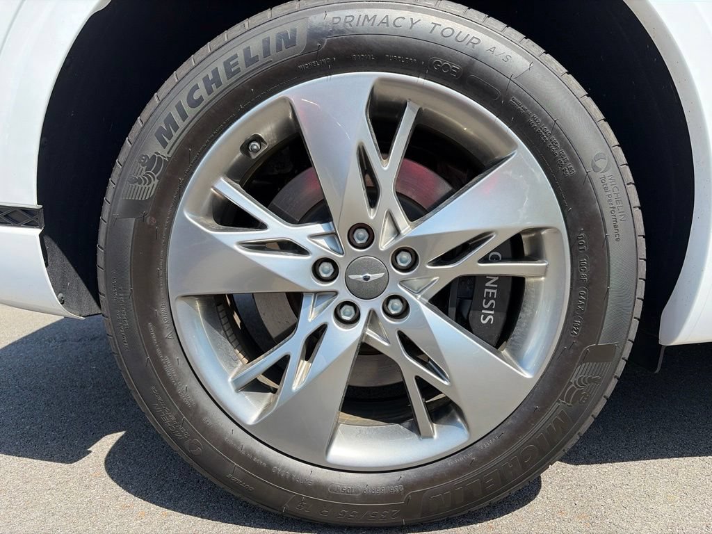 Certified 2025 Genesis GV70 3.5T Sport AWD/4WD image 23