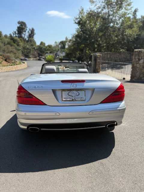 Used 2005 Mercedes-Benz SL 600 image 8
