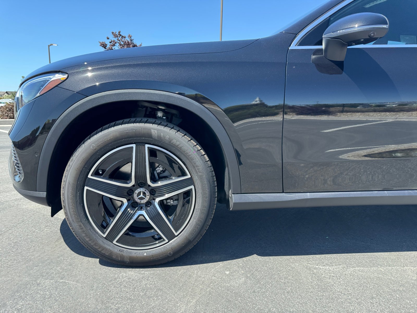 New 2026 Mercedes-Benz GLC 300 4MATIC image 9