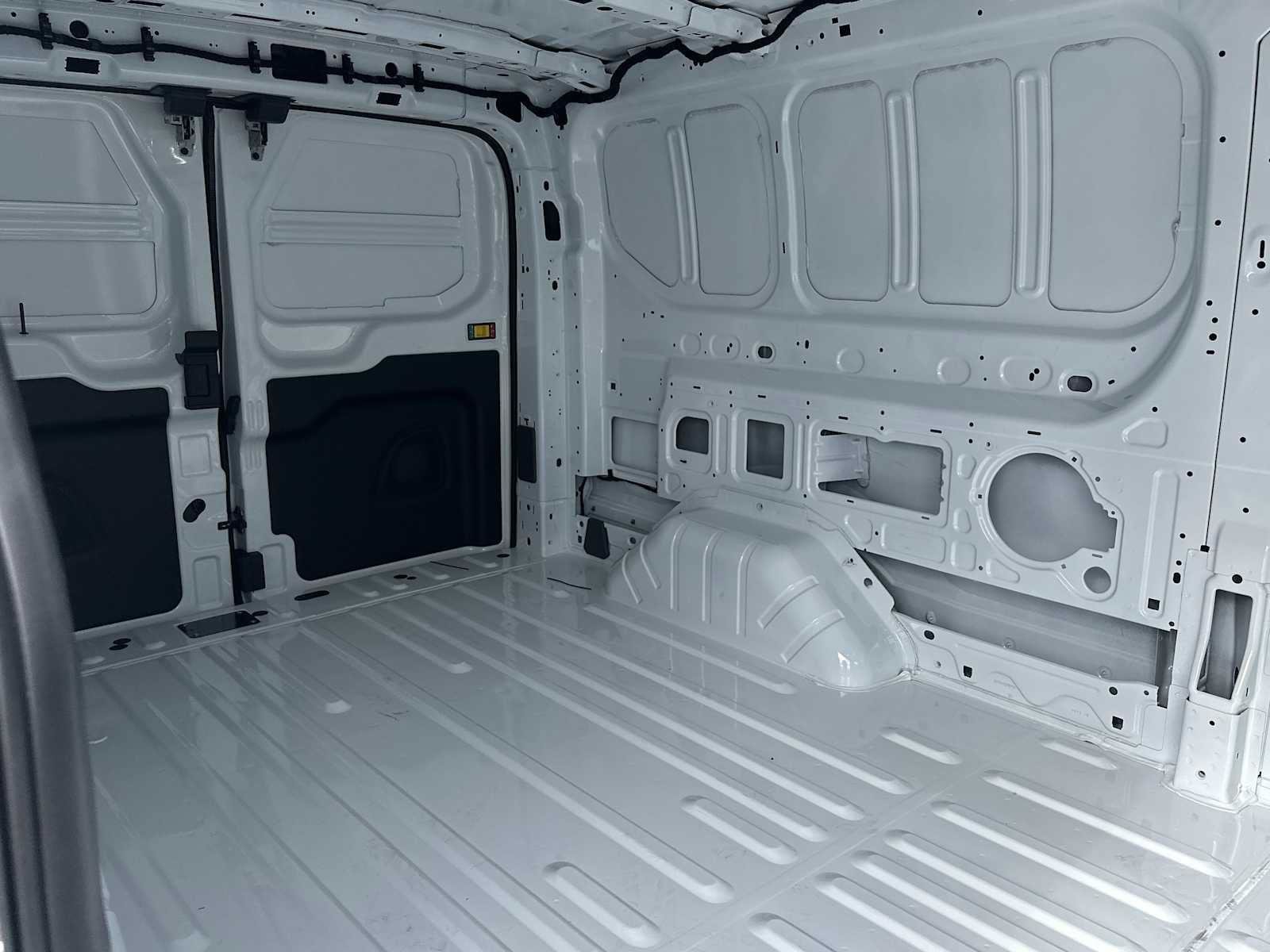New 2026 Ford Transit 350 148 Low Roof RWD image 16