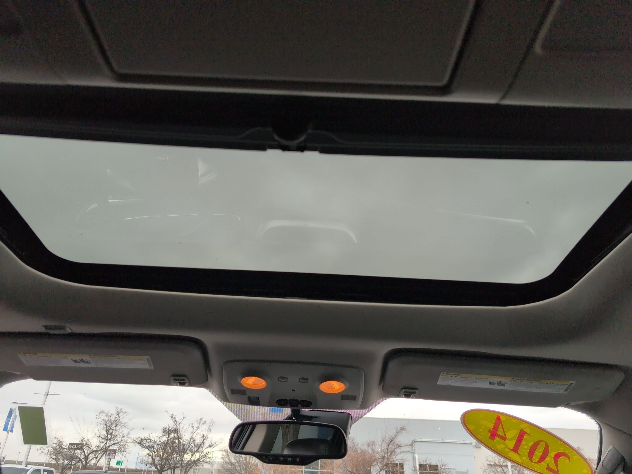 Used 2014 Chevrolet Traverse LTZ image 14