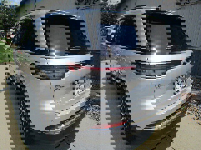 Used 2024 Jeep Grand Cherokee Limited image 5