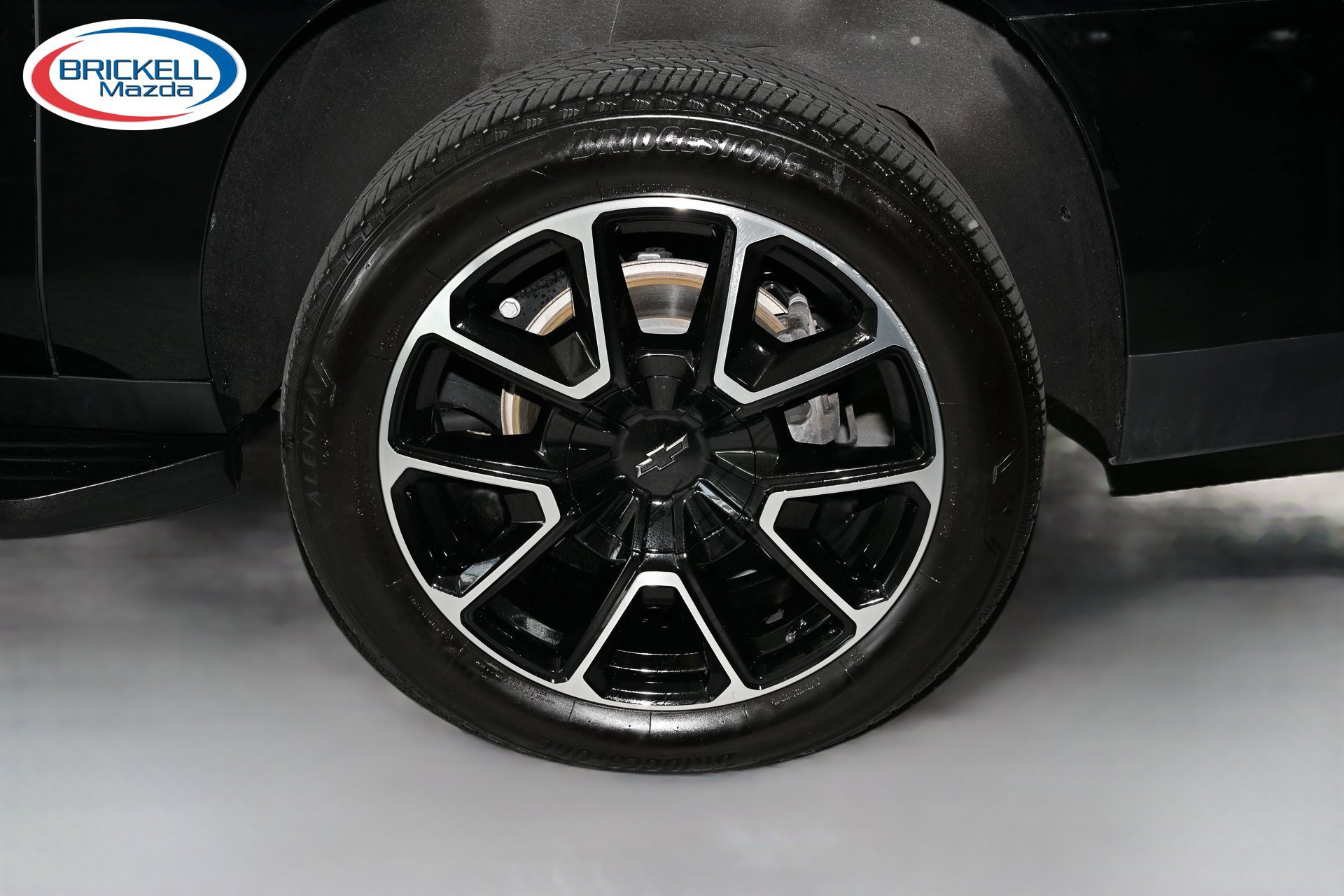 Used 2021 Chevrolet Suburban RST w/ Luxury Package RWD image 40