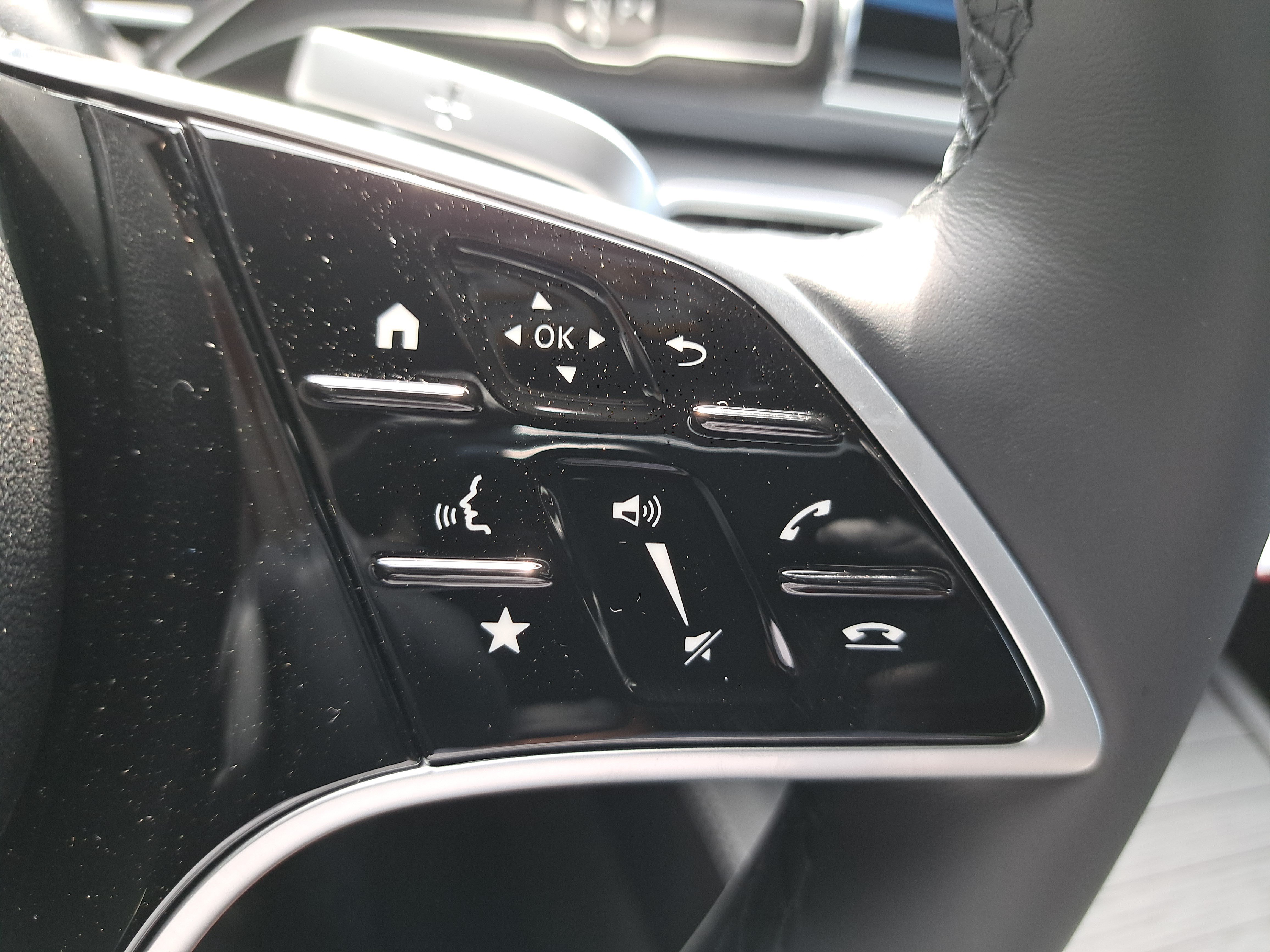 New 2026 Mercedes-Benz GLE 450 4MATIC image 18