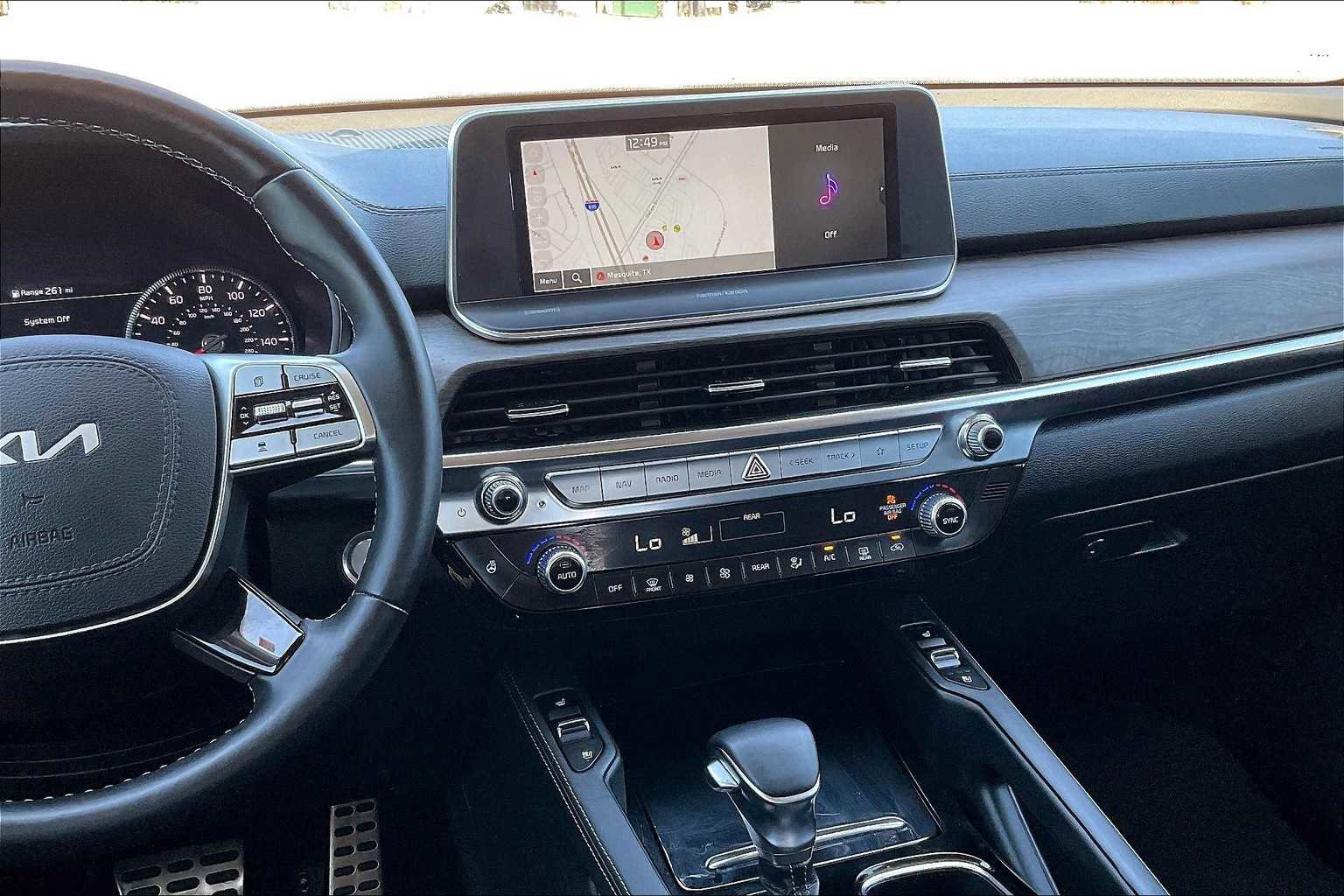 Certified 2022 Kia Telluride SX w/ SX Prestige Package image 15