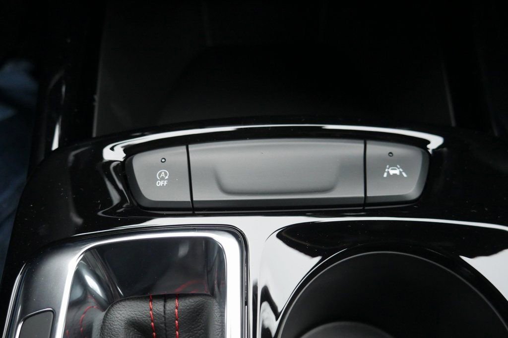 New 2026 Chevrolet Trax RS w/ Driver Confidence Package image 18