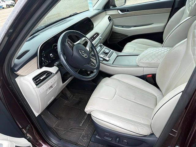 Used 2021 Hyundai Palisade Limited w/ Winter Package AWD/4WD image 9