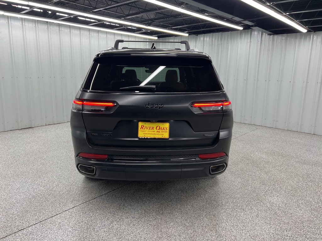 Used 2023 Jeep Grand Cherokee L Summit w/ High Altitude Package image 5