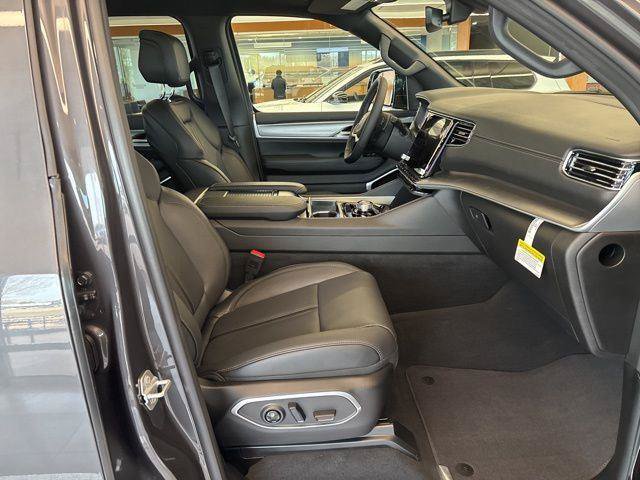 New 2026 Jeep Grand Wagoneer Limited w/ Premium Group II AWD/4WD image 42
