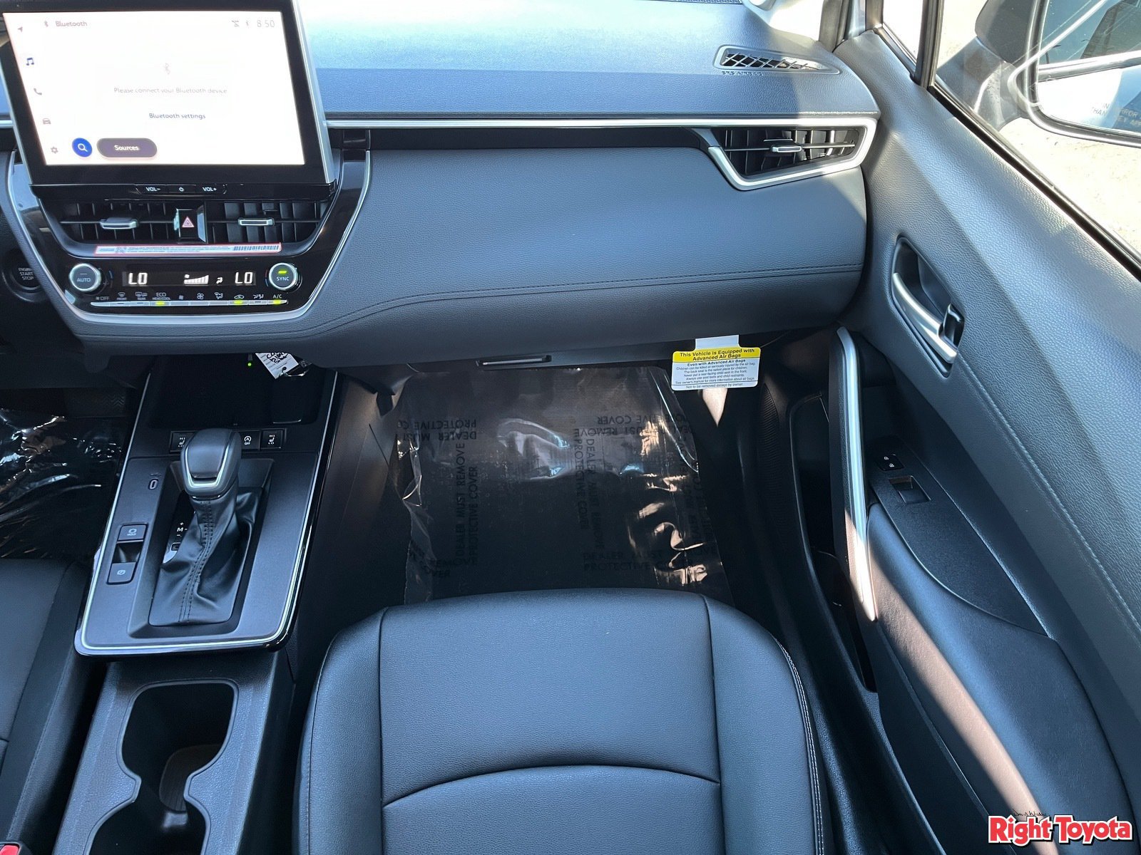 Certified 2026 Toyota Corolla Cross XLE w/ Convenience Package FWD image 19