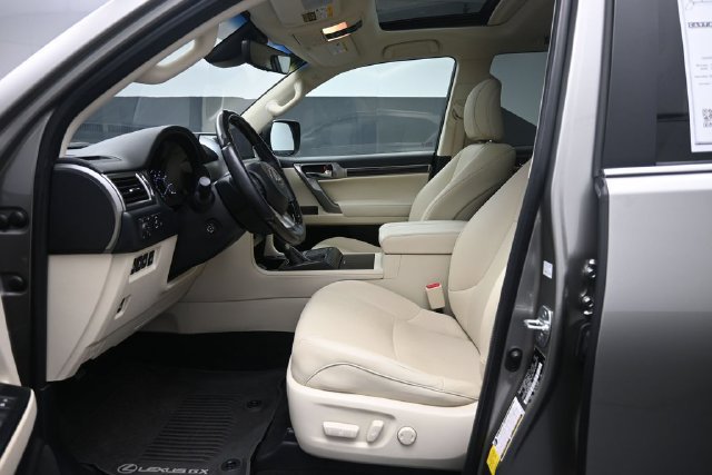 Used 2023 Lexus GX 460 Premium w/ Premium Plus Package AWD/4WD image 19
