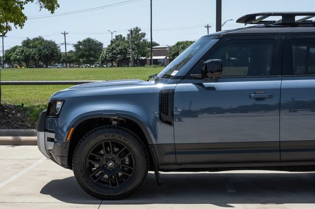 Used 2021 Land Rover Defender 110 AWD/4WD image 12