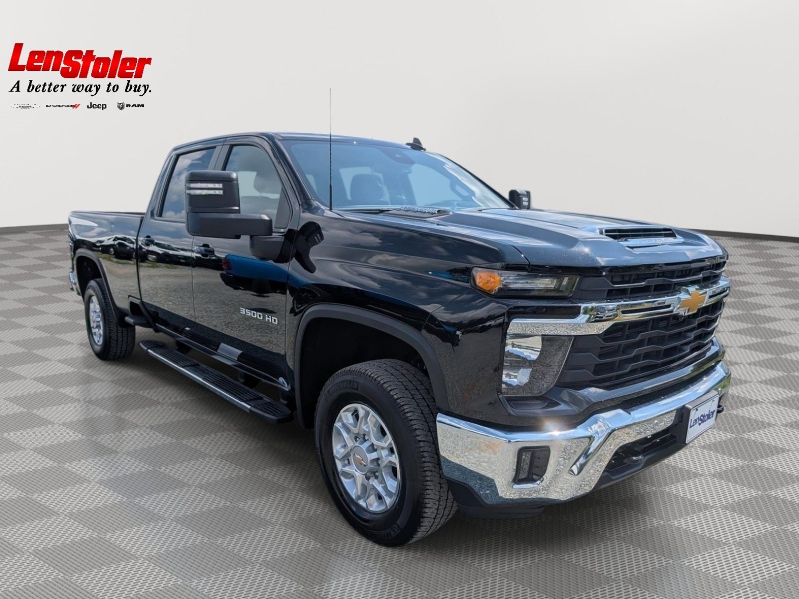 Used 2025 Chevrolet Silverado 3500 LT w/ Safety Package AWD/4WD image 7