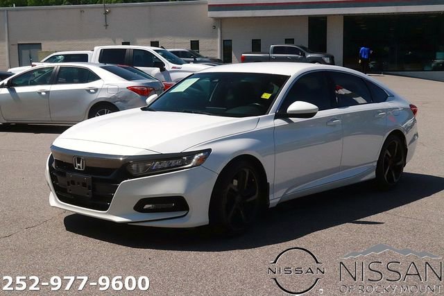Used 2020 Honda Accord Sport image 3