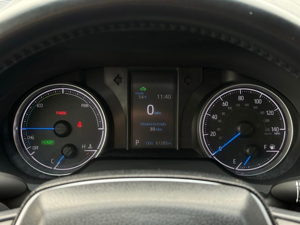 Used 2021 Toyota Venza LE image 26