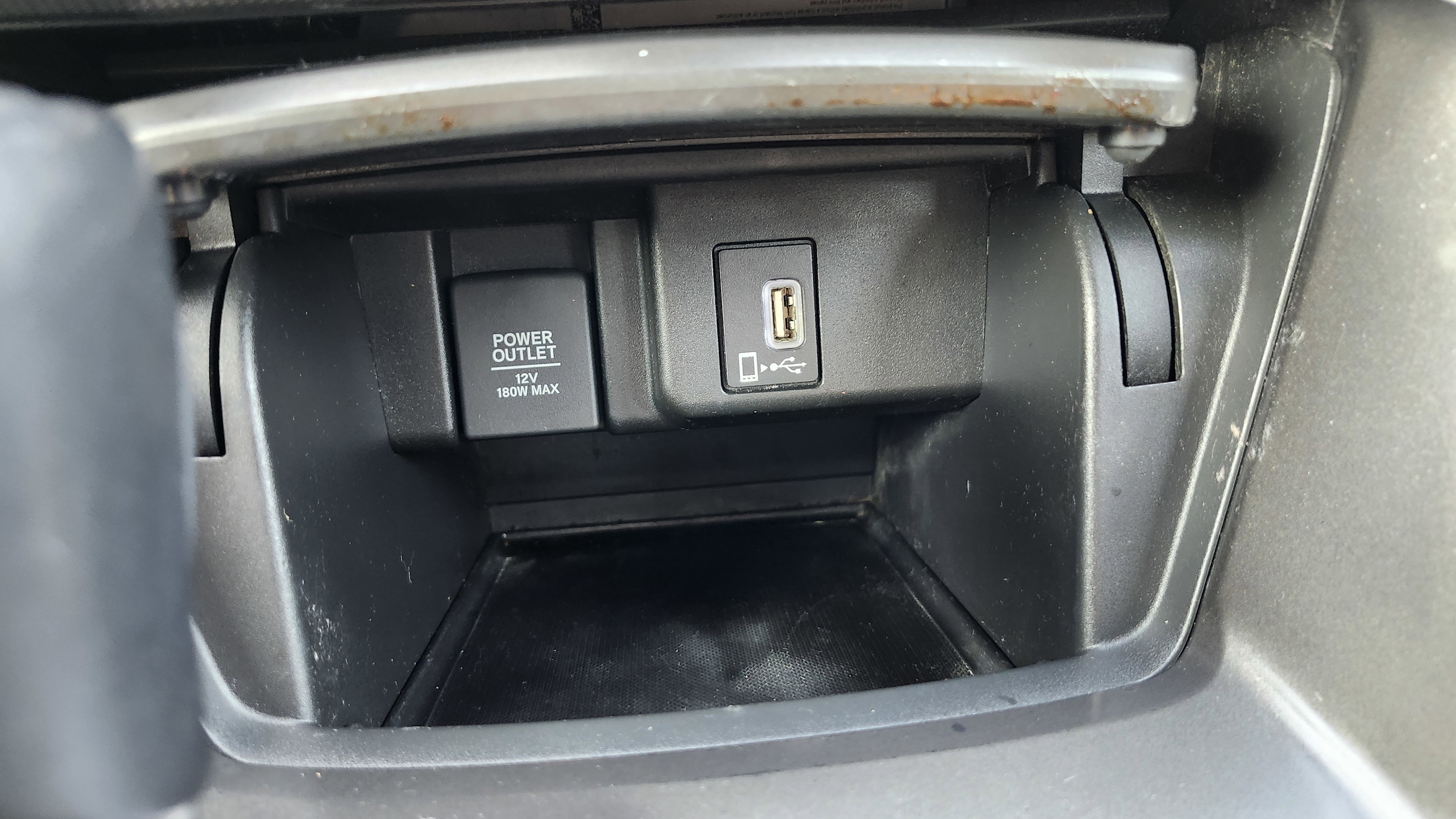 Used 2018 Honda Accord Sport image 7