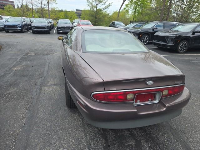 Used 1995 Buick Riviera Supercharged Coupe FWD image 13