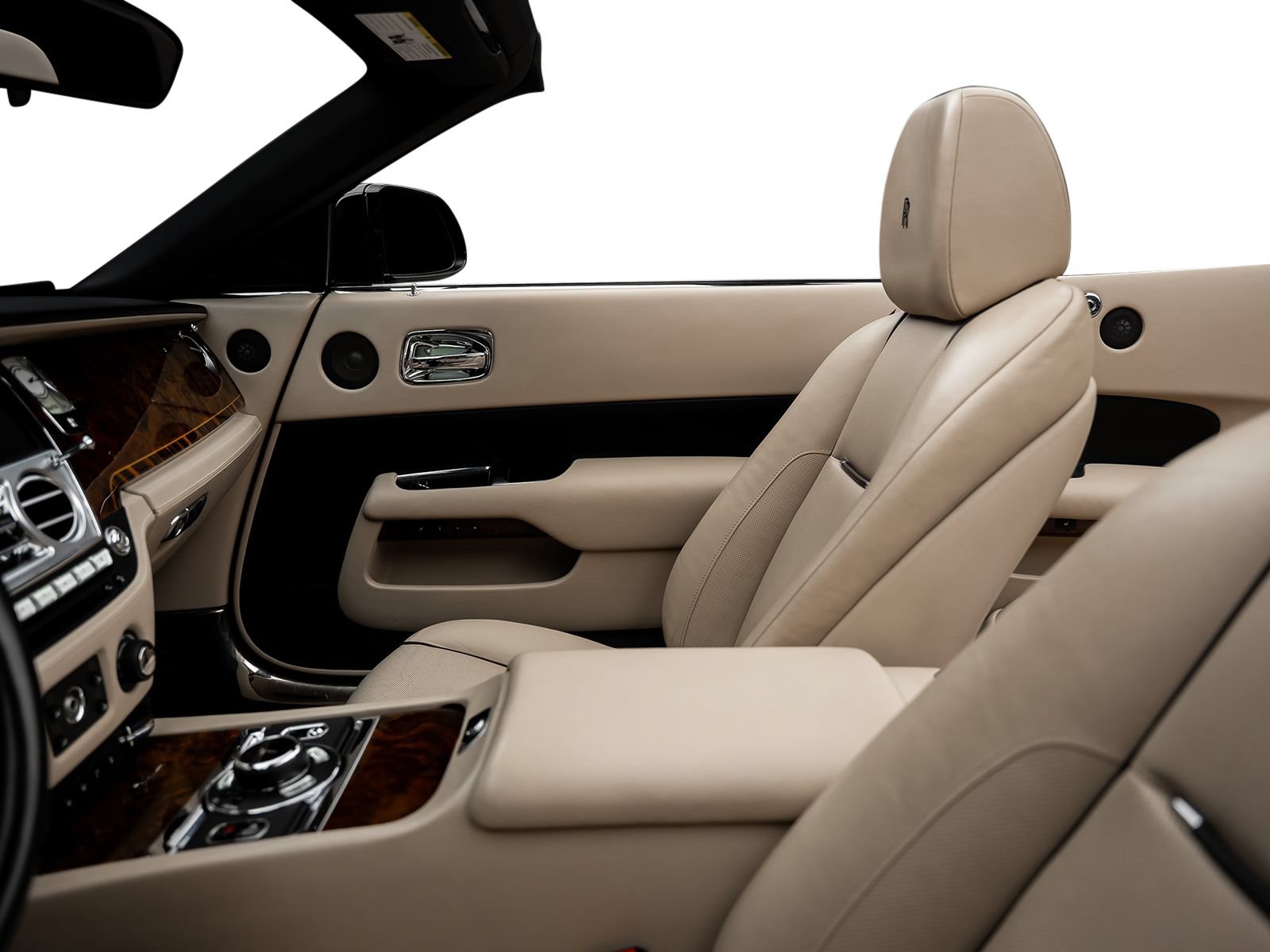 Used 2016 Rolls-Royce Dawn RWD image 57