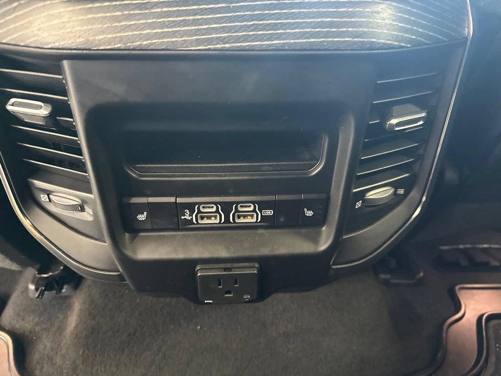 Used 2019 RAM 1500 Limited w/ Advanced Safety Group AWD/4WD image 13