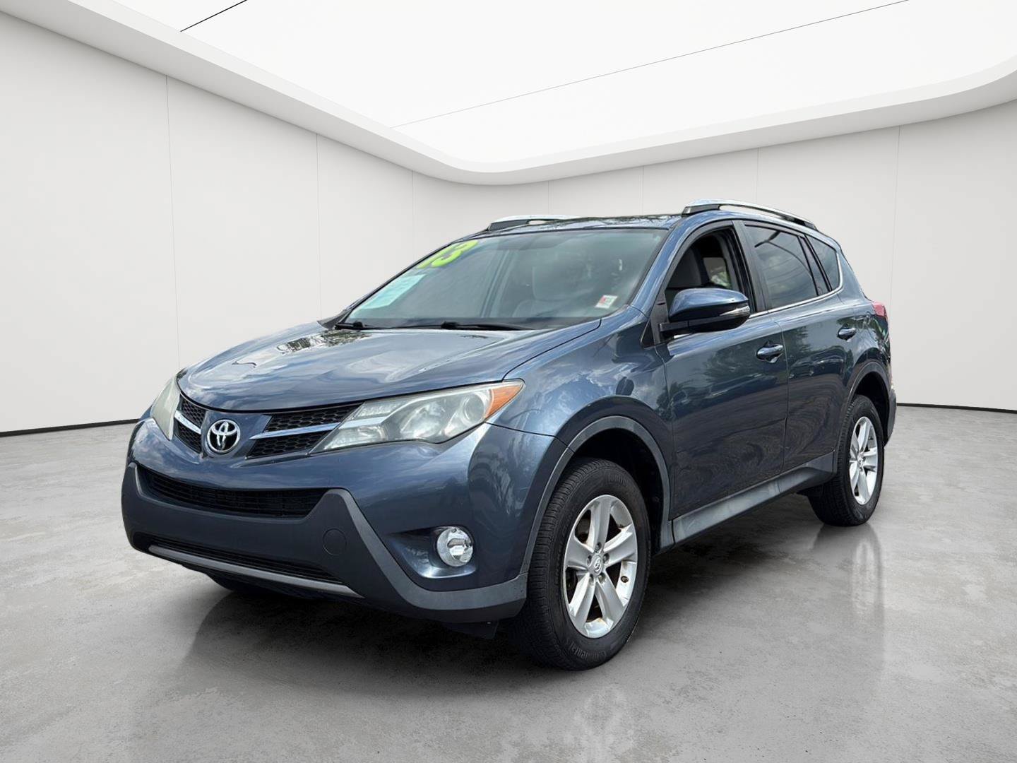 Used 2013 Toyota RAV4 XLE AWD/4WD image 27
