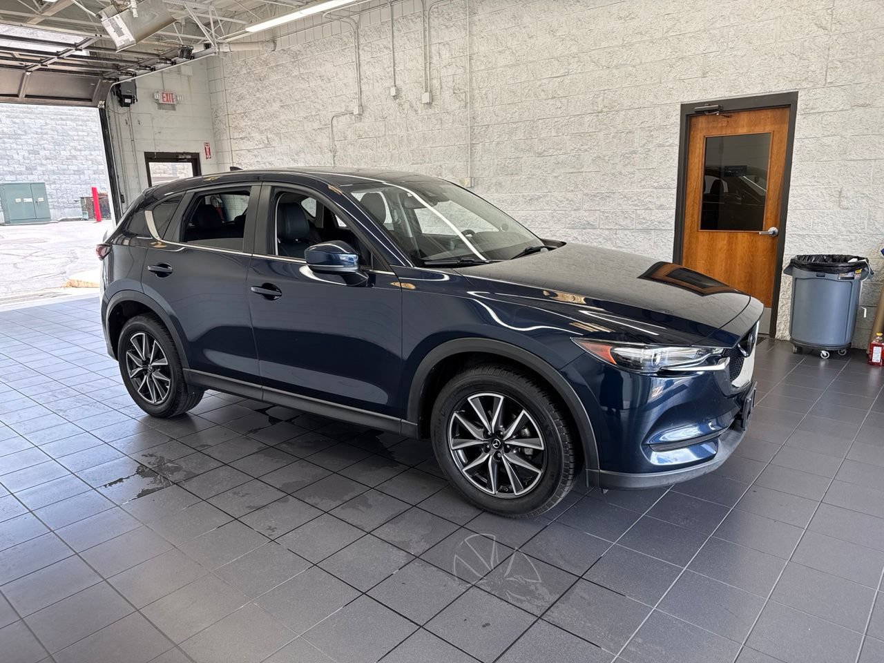 Used 2018 MAZDA CX-5 Touring w/ Preferred Equipment Package AWD/4WD video 1