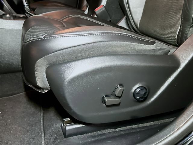 Used 2021 Jeep Cherokee Limited w/ Elite Package image 16