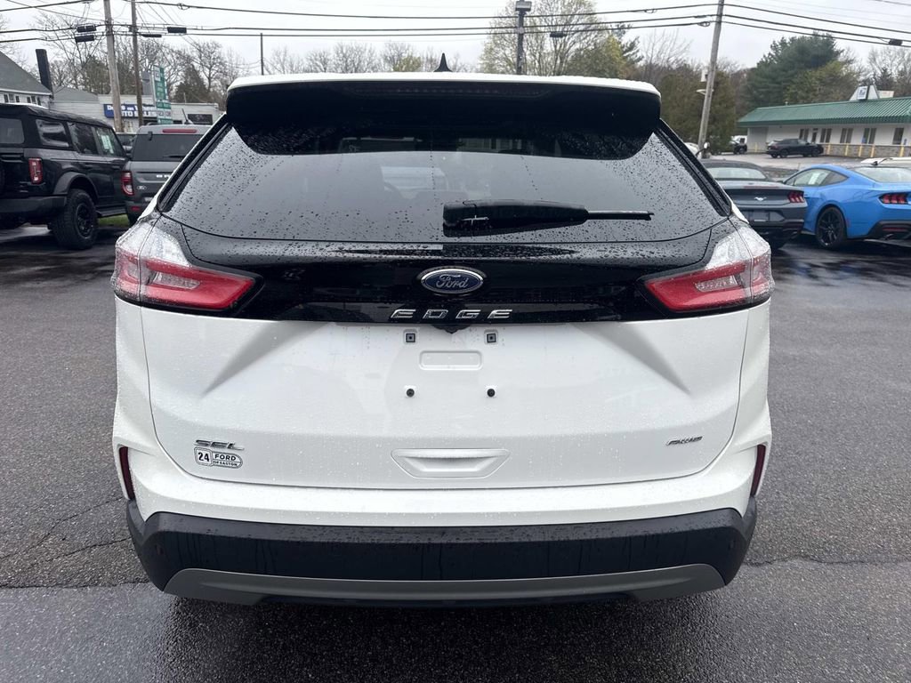 Used 2023 Ford Edge SEL w/ Convenience Package AWD/4WD image 4