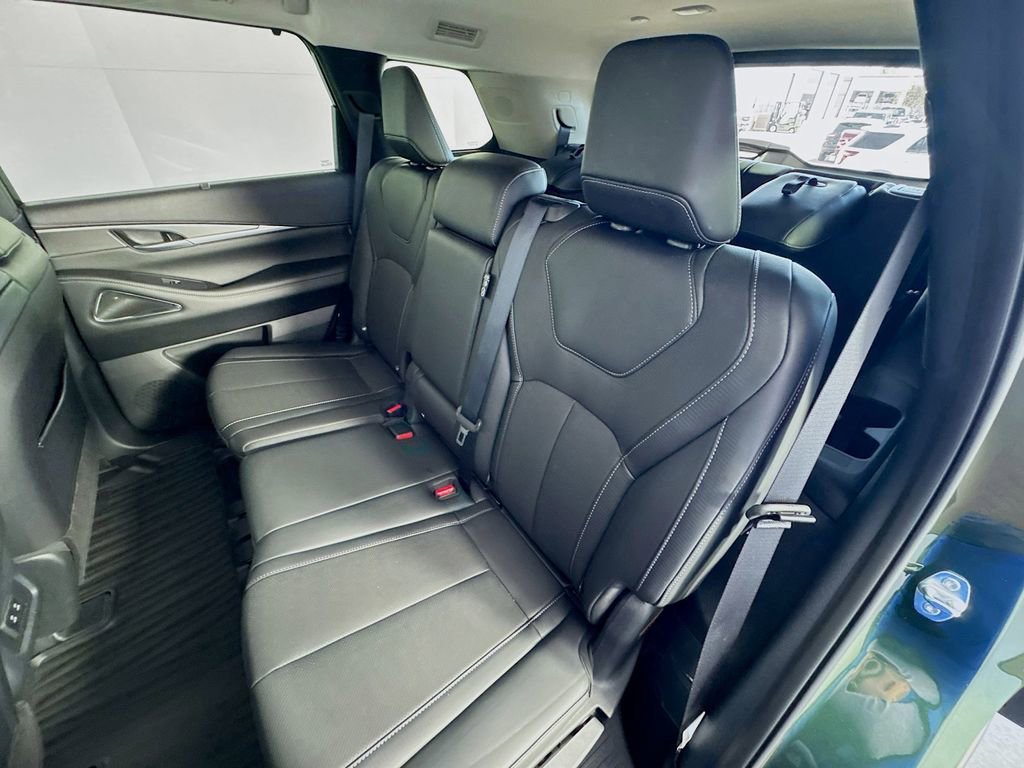 Certified 2026 INFINITI QX60 Luxe w/ Cargo Package FWD image 26