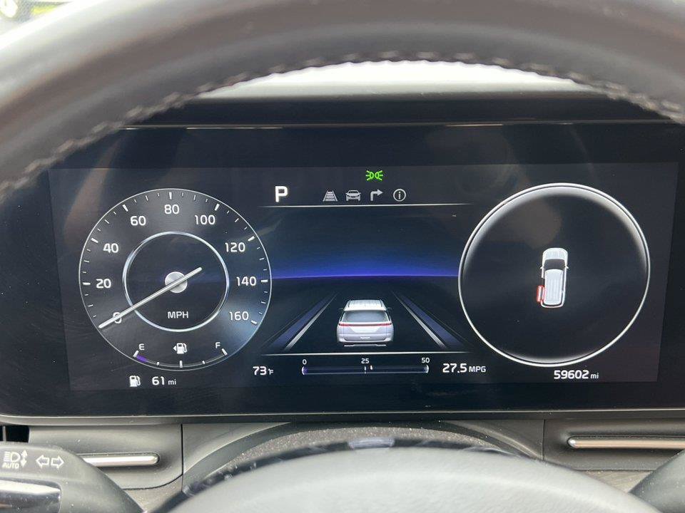 Used 2023 Kia Carnival SX FWD image 17