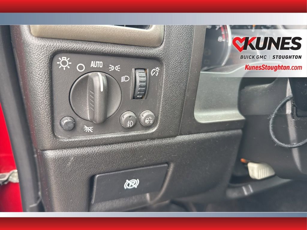 Used 2008 Chevrolet Colorado LT image 24