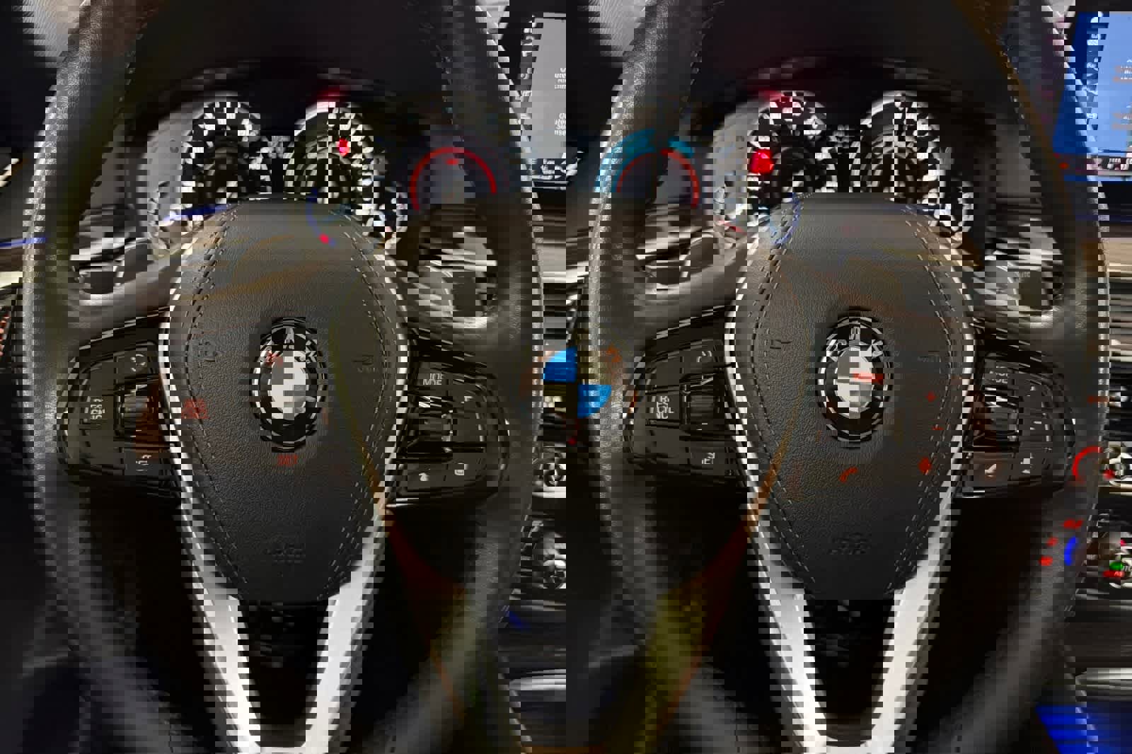 Used 2019 BMW 530e w/ Convenience Package image 23