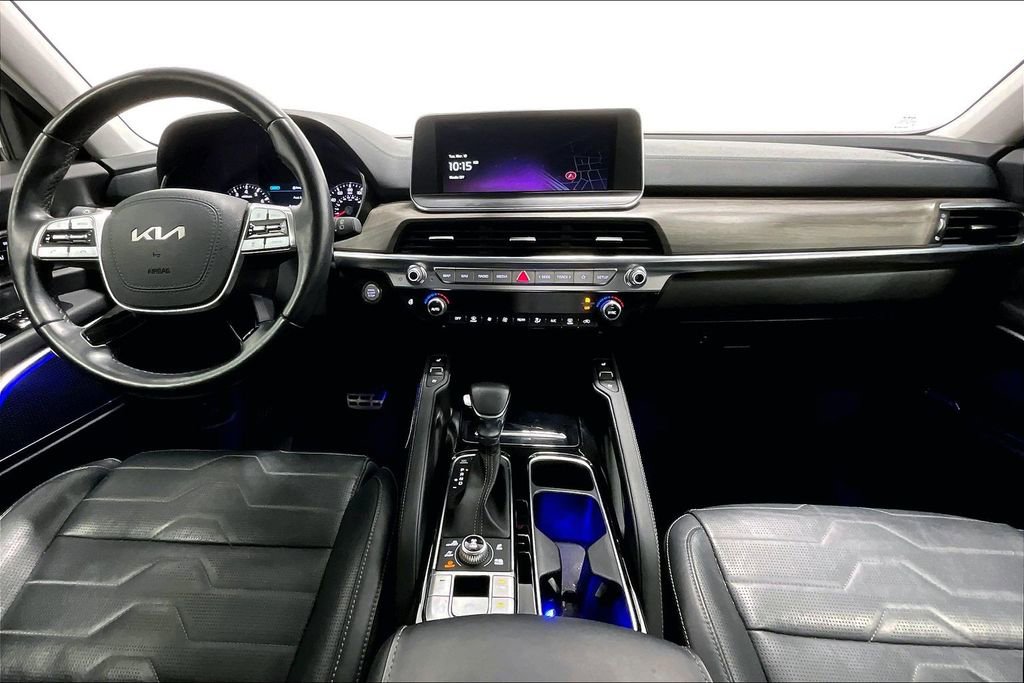 Used 2022 Kia Telluride SX w/ SX Prestige Package image 17