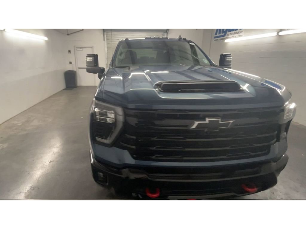 Certified 2025 Chevrolet Silverado 2500 LT w/ Trail Boss Package image 3