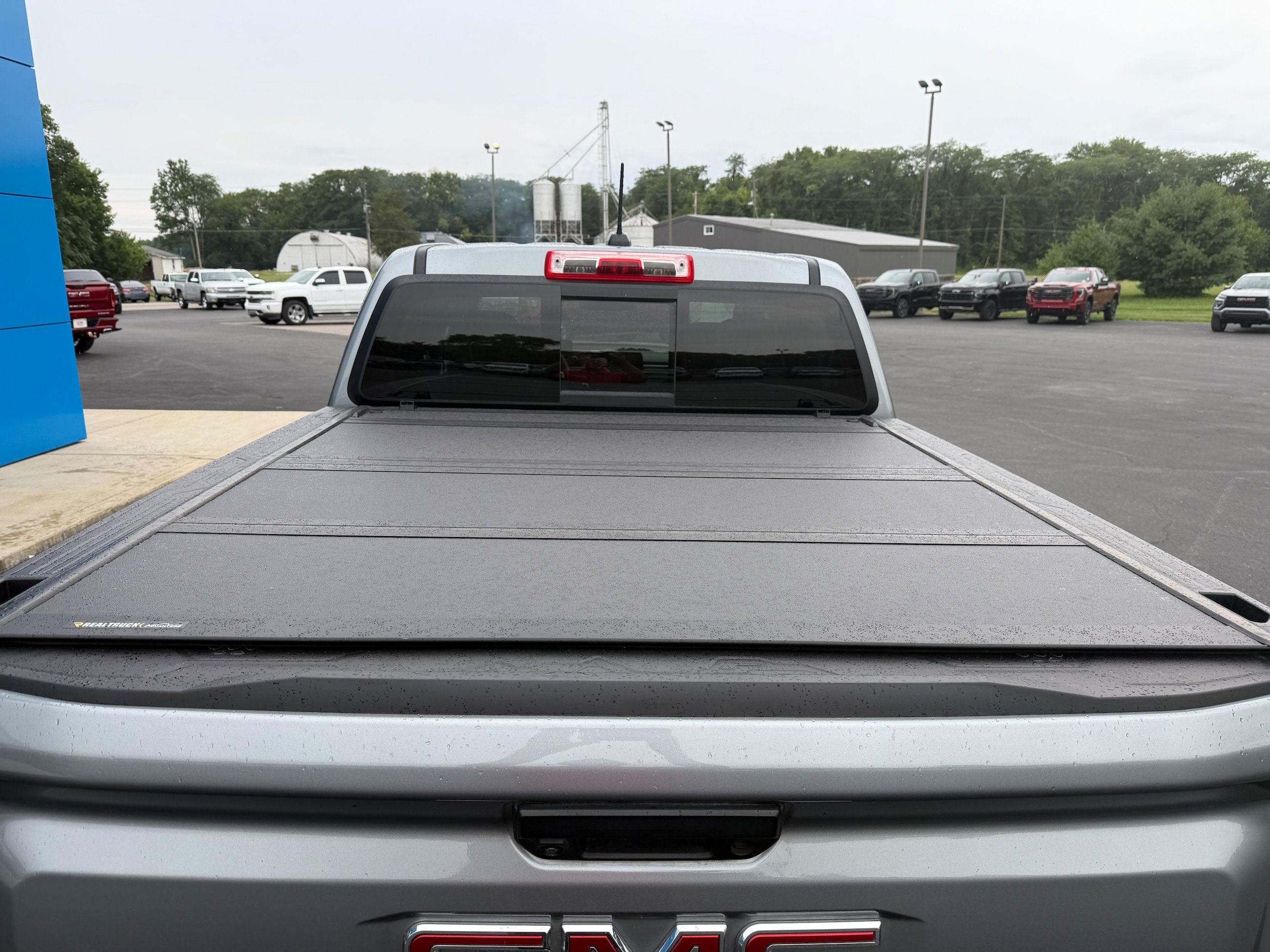 Used 2025 GMC Canyon Denali AWD/4WD image 9