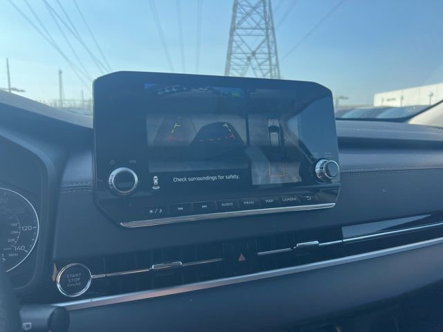 Used 2024 Mitsubishi Outlander SE image 11