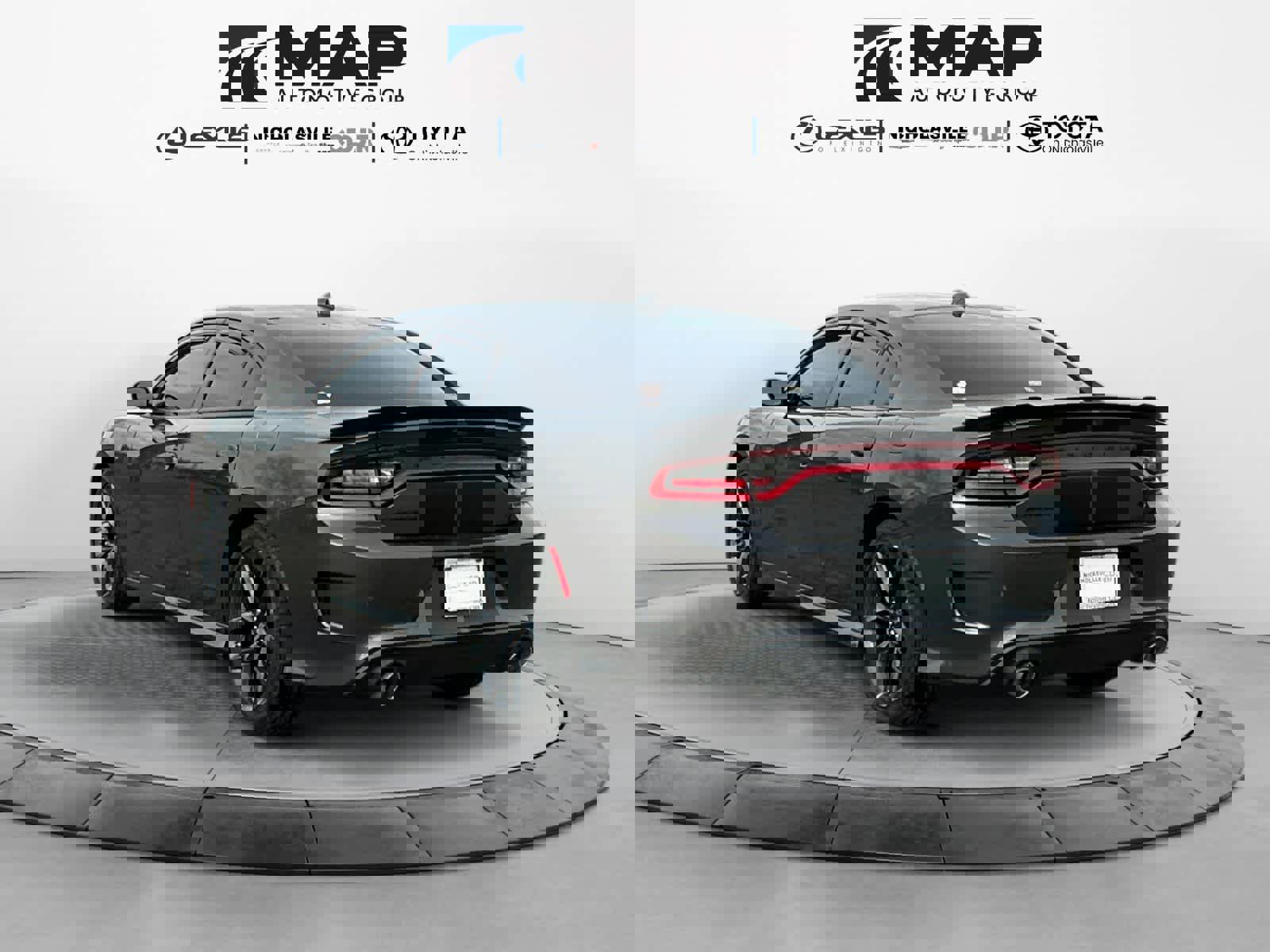 Used 2022 Dodge Charger R/T w/ Blacktop Package image 3