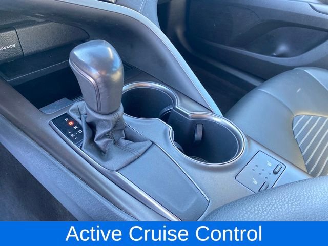 Used 2022 Toyota Camry SE image 10
