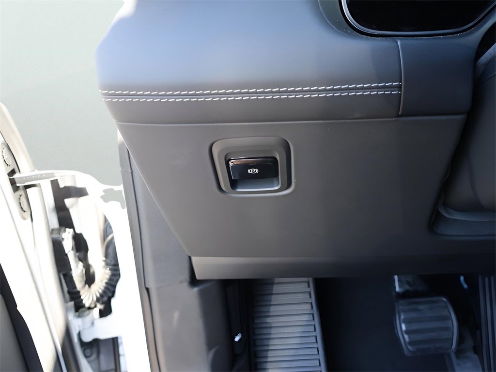 New 2025 Maserati Grecale GT image 37