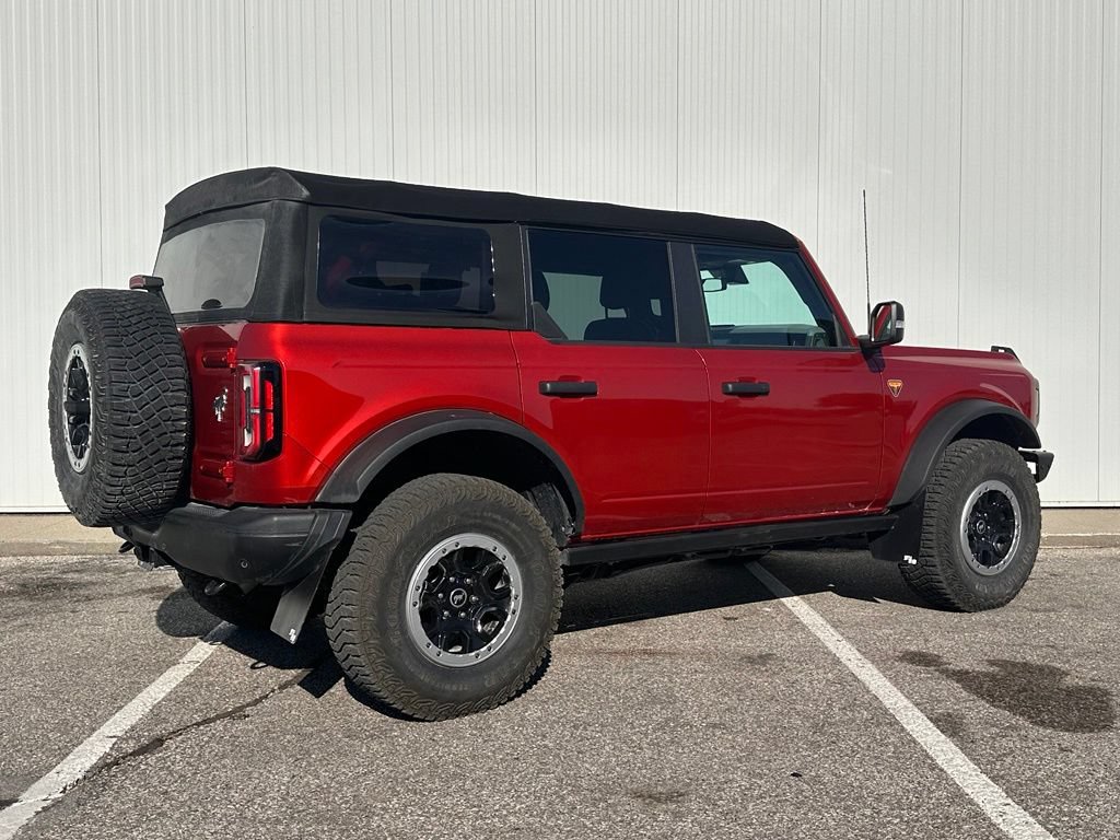 Used 2022 Ford Bronco Badlands AWD/4WD image 7