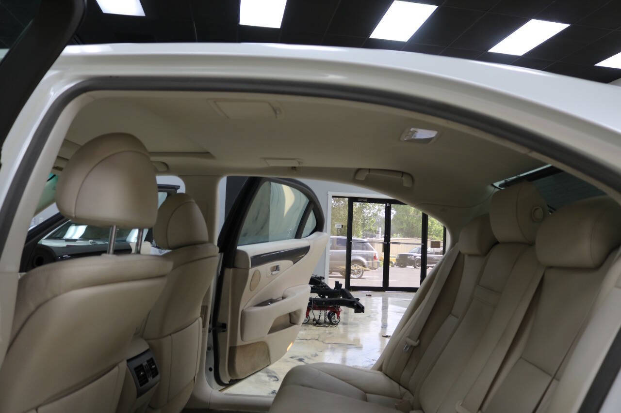 Used 2008 Lexus LS 460 L RWD image 85