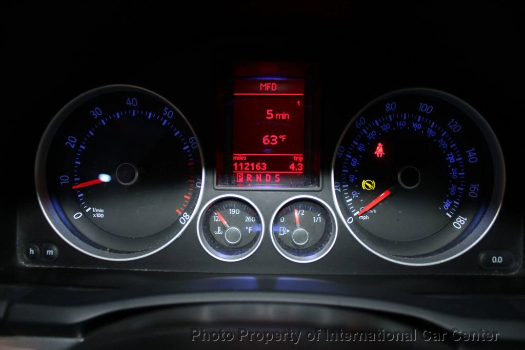 Used 2009 Volkswagen GTI 4-Door image 18