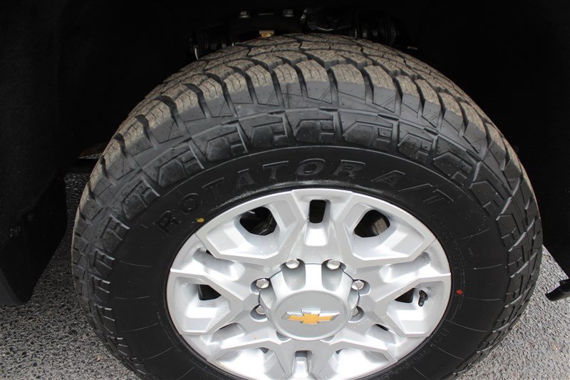 Used 2024 Chevrolet Silverado 2500 LT w/ All Star Edition AWD/4WD image 12
