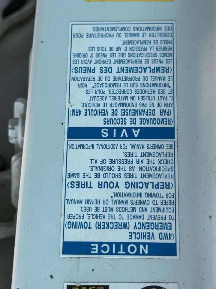 Used 2015 Toyota RAV4 XLE image 37