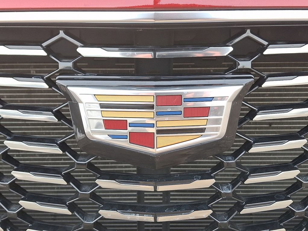 Used 2023 Cadillac XT4 Luxury w/ Cold Weather Package image 31