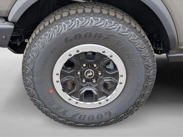 New 2025 Ford Bronco Badlands image 10