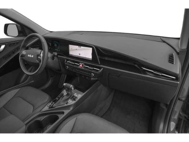New 2026 Kia Niro SX Touring FWD image 11