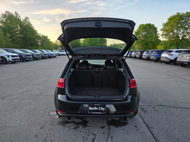 Used 2017 Volkswagen GTI SE FWD image 10