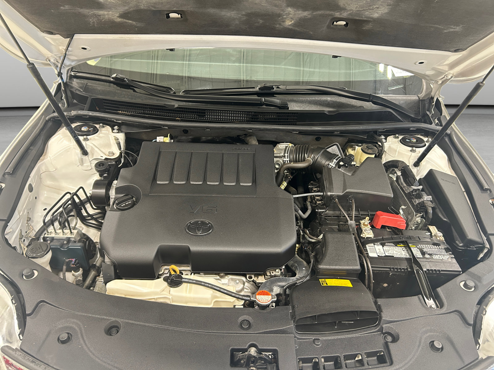 Used 2016 Toyota Avalon Limited w/ Toyota Safety Sense Package